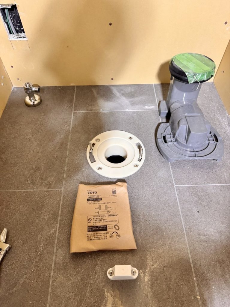 トイレ設置中の画像1