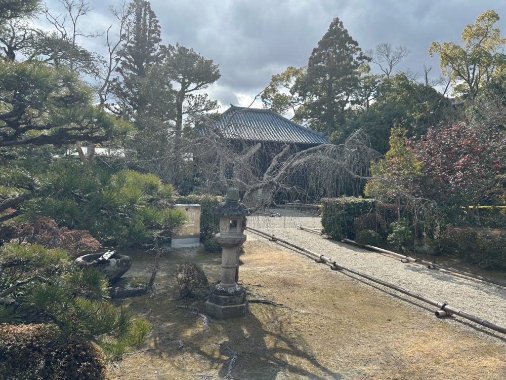 東大寺 本坊の庭の画像